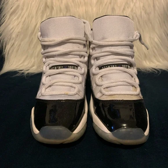 Jordan 11 Retro Concord.